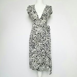 DIANE VON FURSTENBERG wrap dress 100% Silk